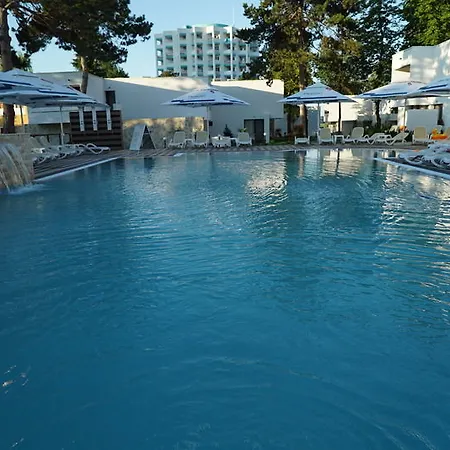 Mera Resort 4*