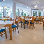 Resort Mera 4*