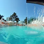 Mera 4*