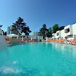 Mera 4*